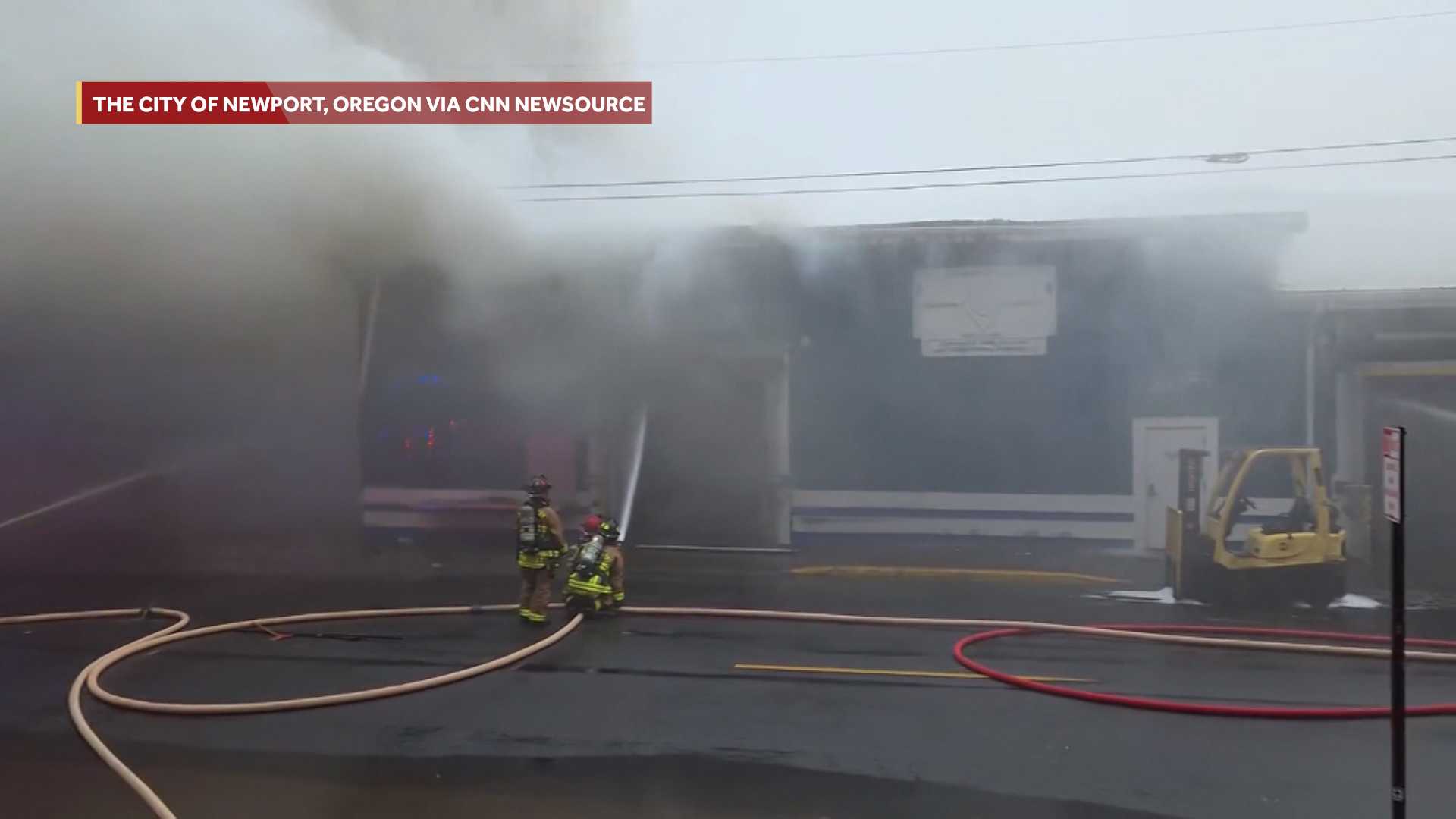 Possible ammonia contamination prompts evacuations after Oregon seafood plant fire, officials say — WESH 2 Orlando, Denver Schools news